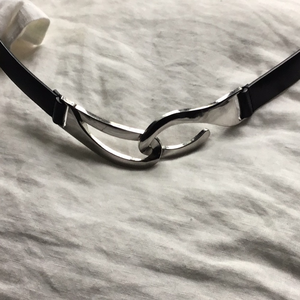 Chico’s Black Belt Silvertone Clasp ☺️